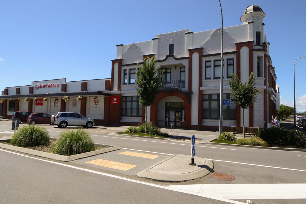 Eastons Hotel post image