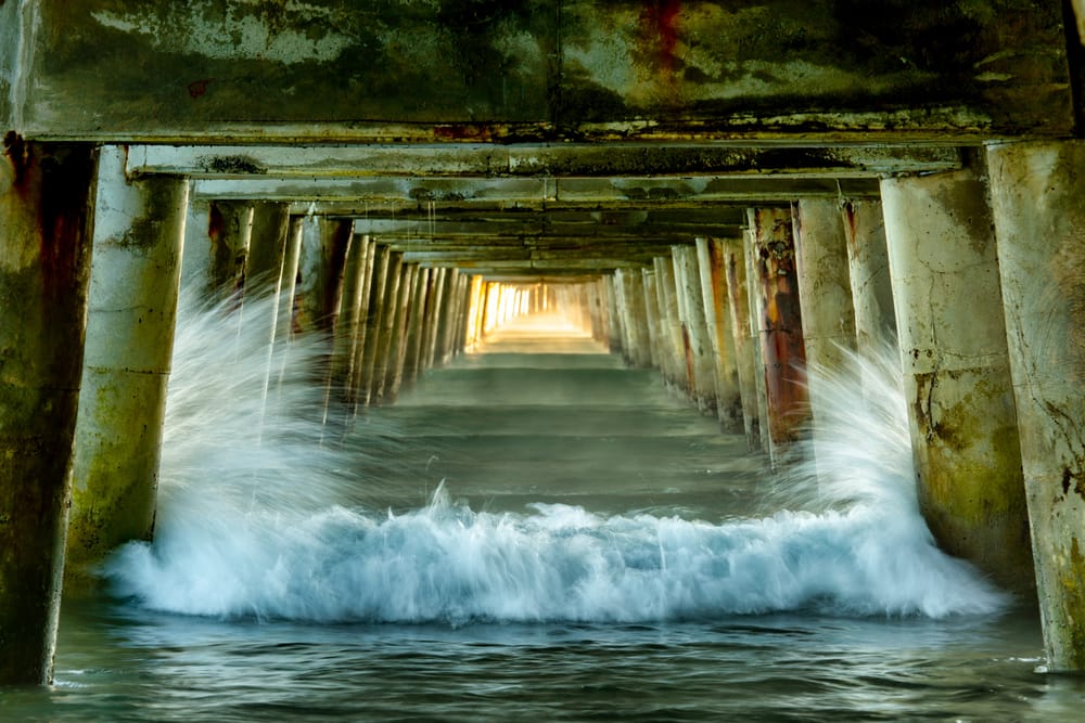 Freezing the waves post image