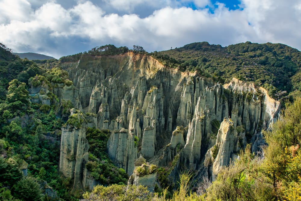 Putangiura Pinnacles post image