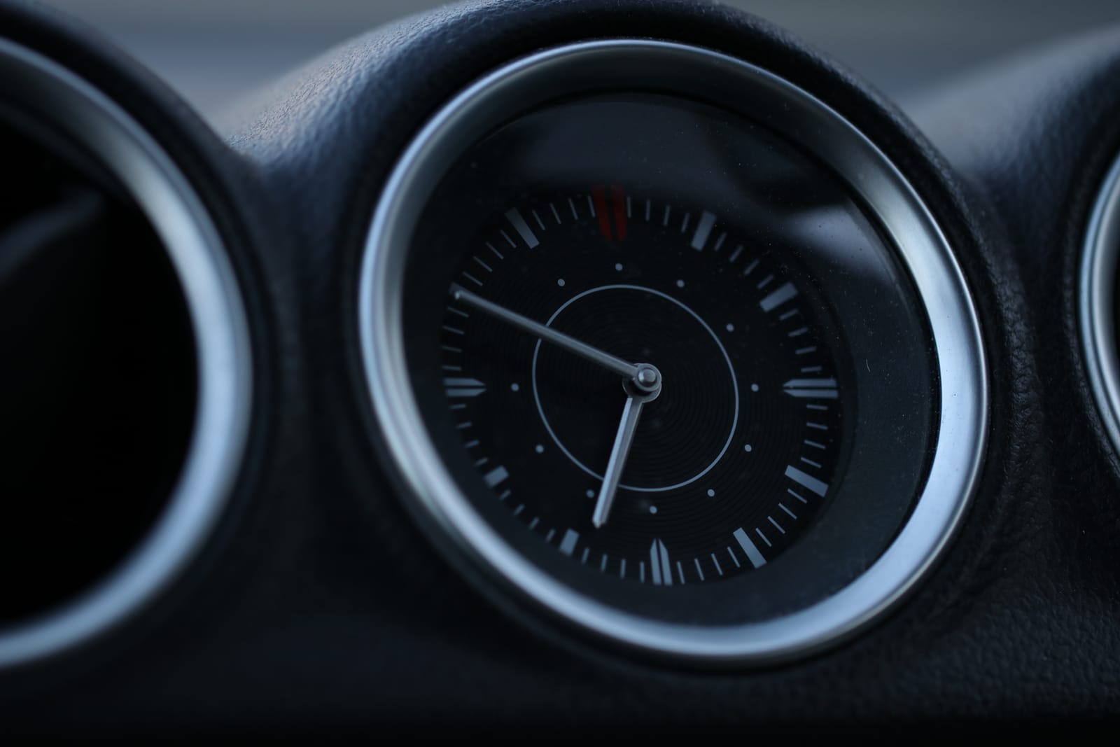 Dashboard Clock