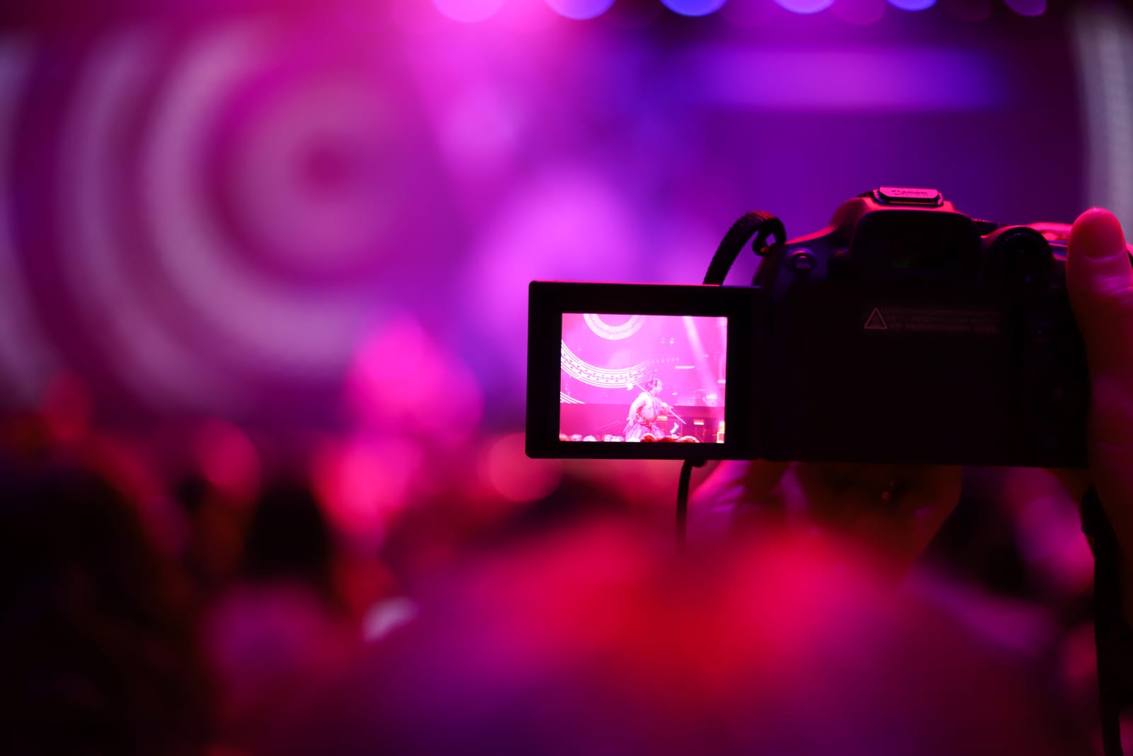 Digital camera